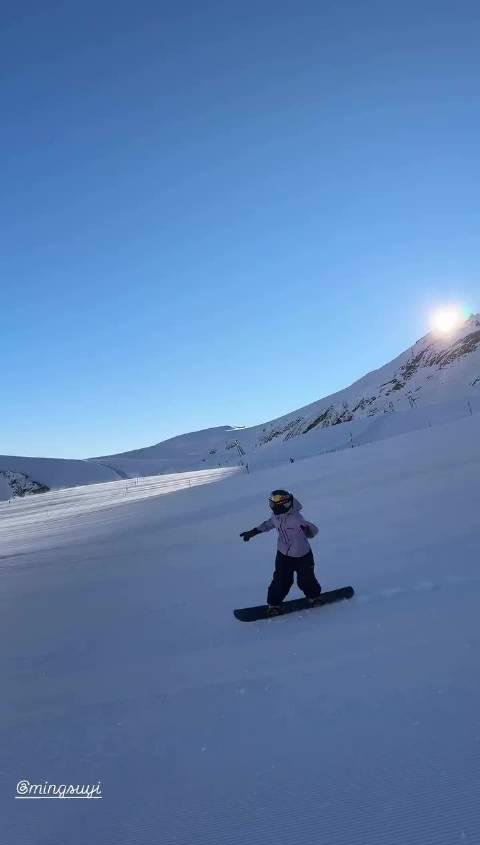 海外追星族必看!輕鬆解除愛奇藝版權限制,暢享蘇翊鳴冰雪精彩