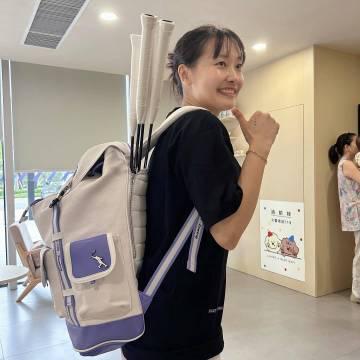 我在首爾偶遇蔡侑玎退役那天,才發現運動員轉身時背包裡裝的不只是球拍