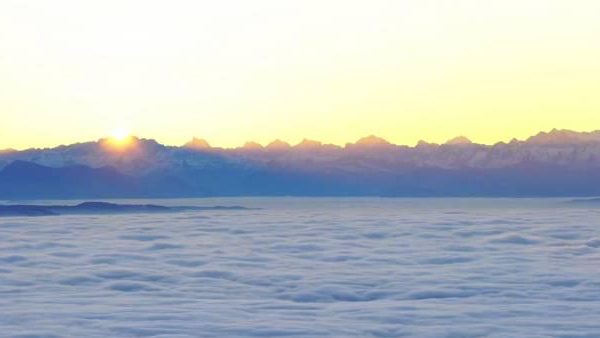 海外追歌遇阻指南:破解愛奇藝區域限制,流暢觀看容祖兒李昊全運會新曲《候鳥說》