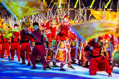 海外華人深夜刷到全運會彩排視頻,才發現錯過了這麼多粵語金曲和AI黑科技