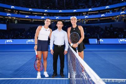 海外追星族必看!肖若騰中網打卡背後,教你輕鬆解鎖愛奇藝版權限制