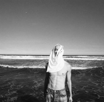 海外華人追星新困擾:破解地區限制,輕鬆解鎖米卡《Escape》等熱門影音內容