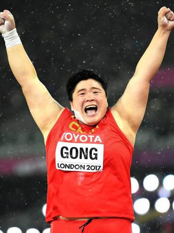 海外華人追劇卡頓?別急,先來看看這位鉛球女將如何用19.68米寫下傳奇終章